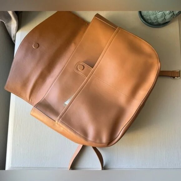 NWOT Cuyana Convertible Satchel-15 Inch in Smooth Caramel Leather - Sample Style - Picture 1 of 8
